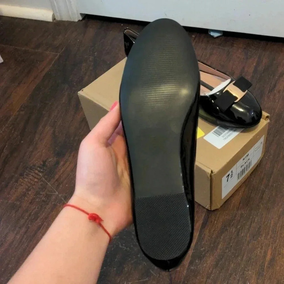 Journee Collection Kim 2 Ballet Flat Black Faux Leather - Picture 10 of 10